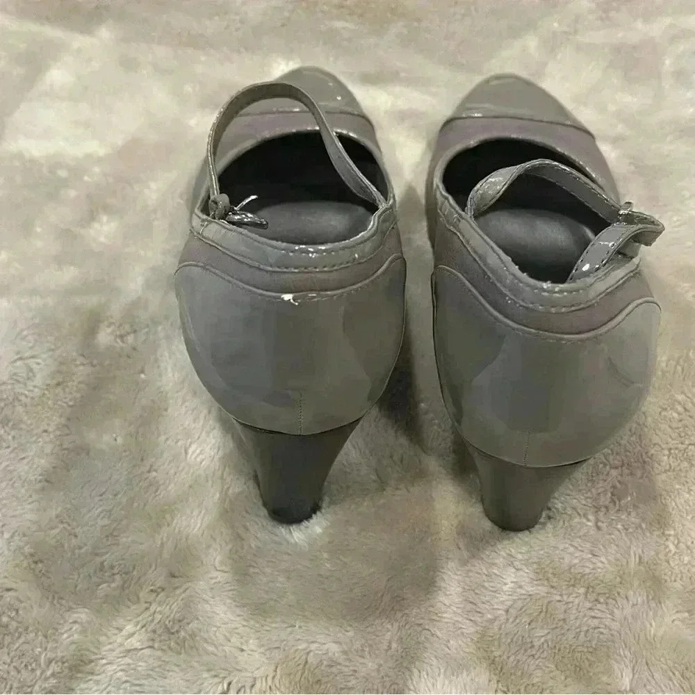 Nine West Heels - Picture 8 of 9